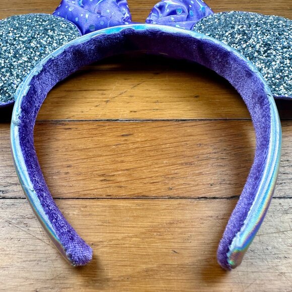 Disney 2022 Tomorrowland Celestial Silver Purple Bow Minnie Ears Headband - Picture 11 of 12